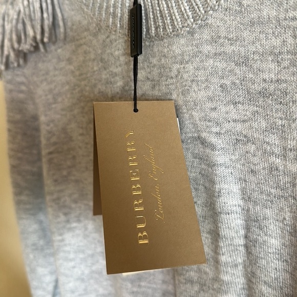 Burberry Pale Gray Sweater Size Large - Picture 3 of 4